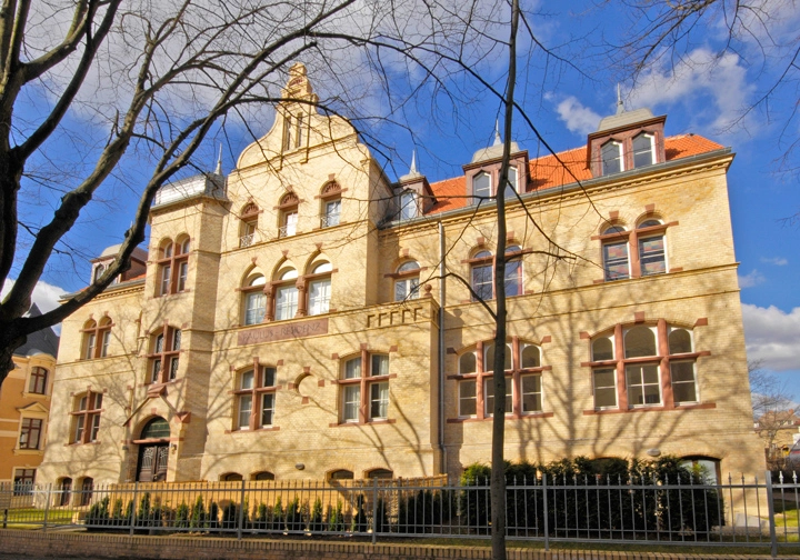 Herweghstraße 8, Fassade
