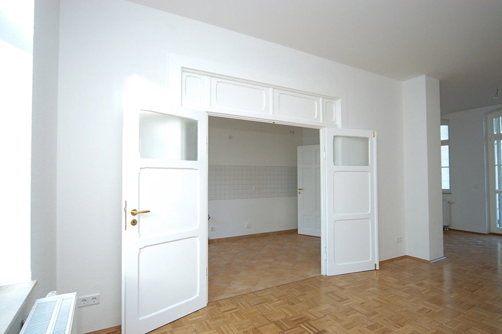 Adolf-von-Harnack-Straße 23, Doppeltueren Wohnzimmer