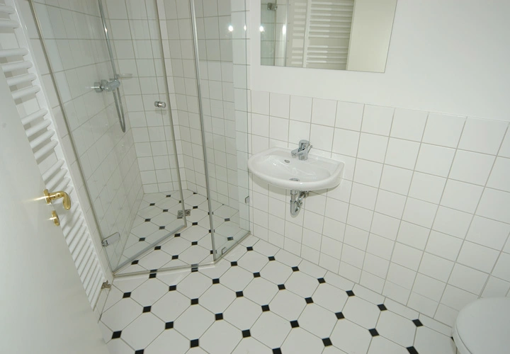 Richard-Wagner-Straße 47, Gäste WC