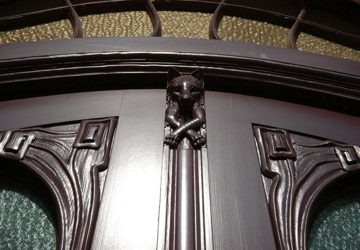 Richard-Wagner-Straße 47, Detail an der Haustür