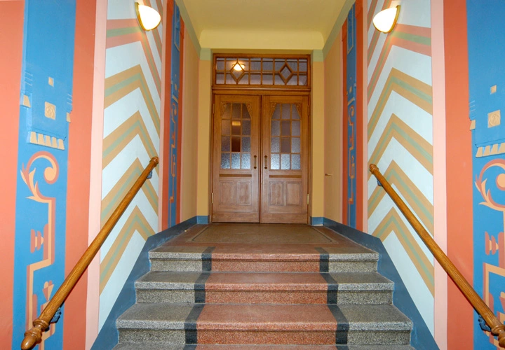 Schleiermacherstraße 12, Hauseingang
